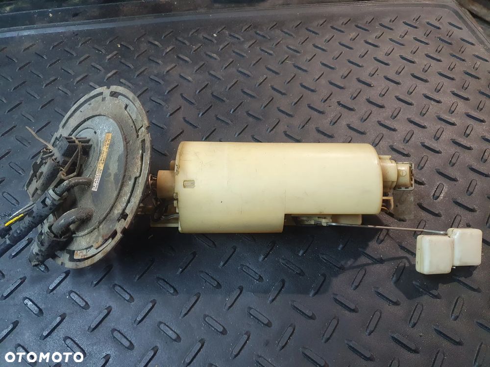 POMPA PALIWA W ZBIORNIKU DAEWOO LANOS I 1.5 16V 96350588 POSIADAM 2 SZT - 4