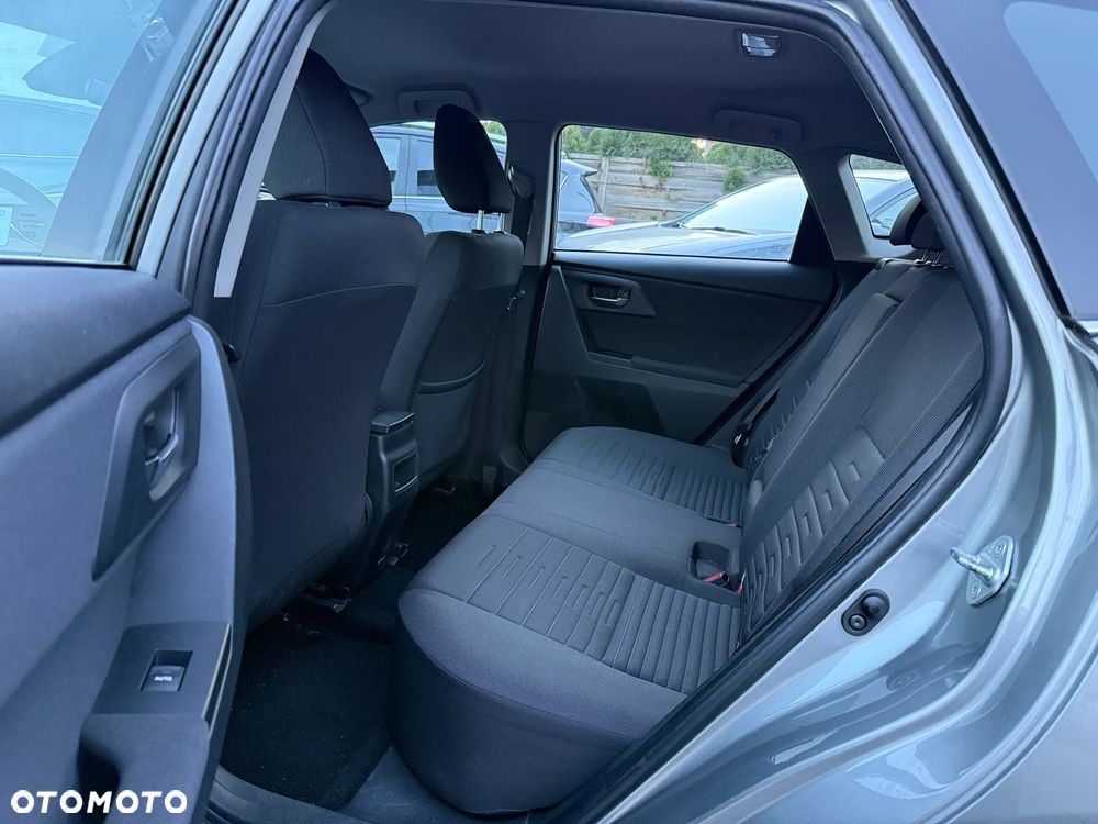 Toyota Auris 1.6 Premium - 12