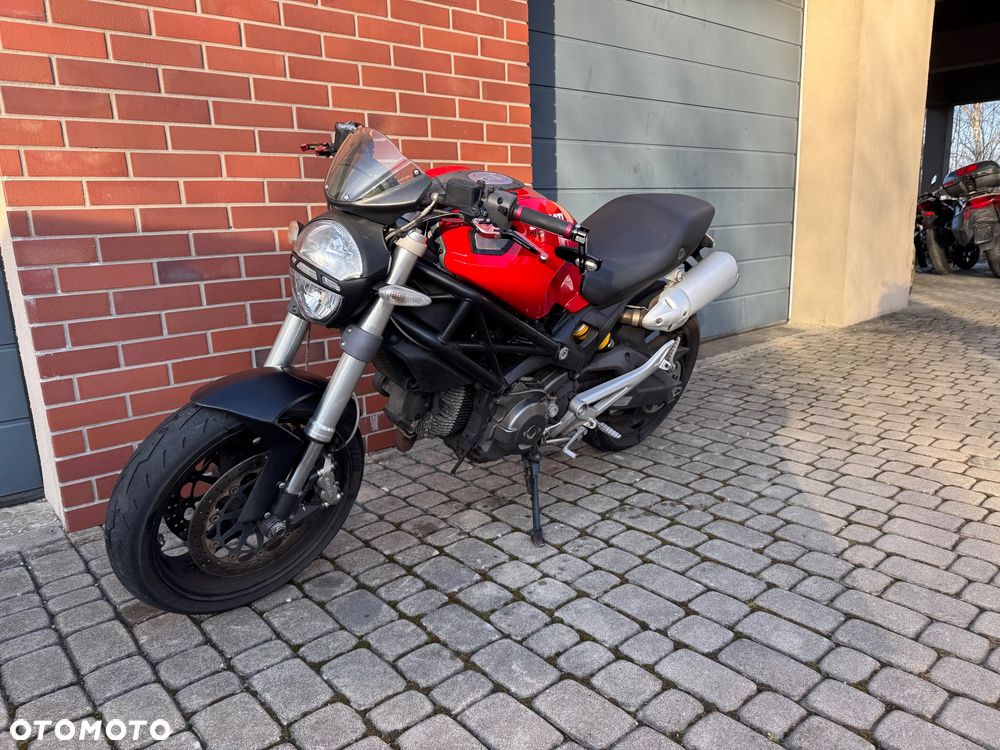 Ducati Monster - 15