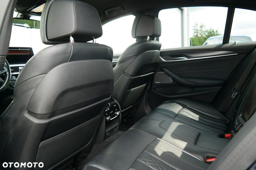 BMW Seria 5 - 11