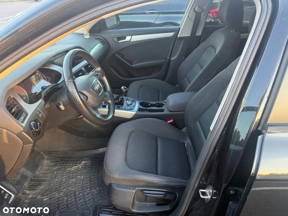 Audi A4 Avant - 13
