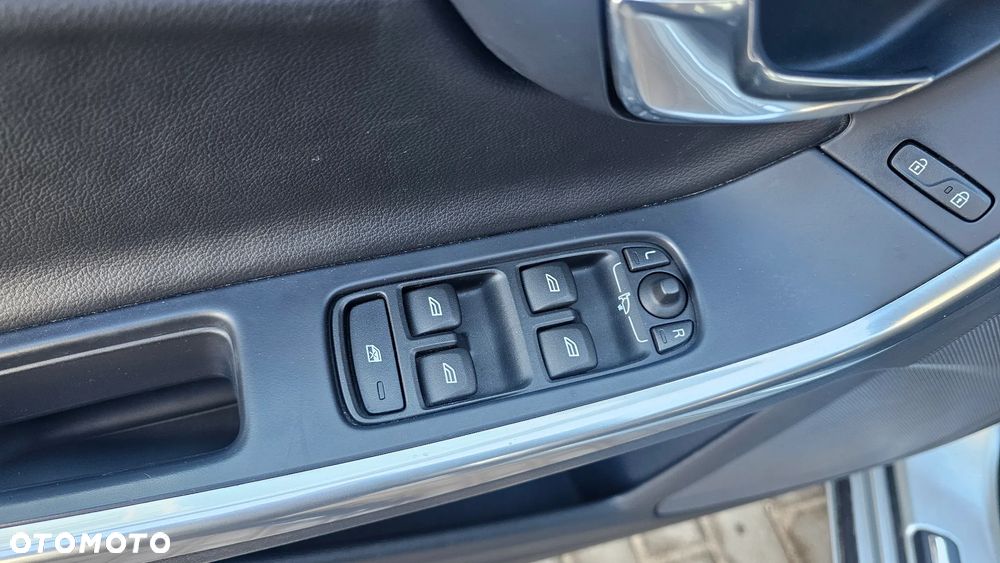 Volvo V60 T5 Kinetic - 16