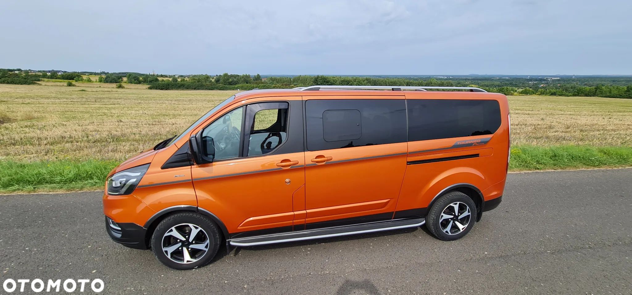 Ford Tourneo Custom 320 L2H1 VA Autm Active - 1