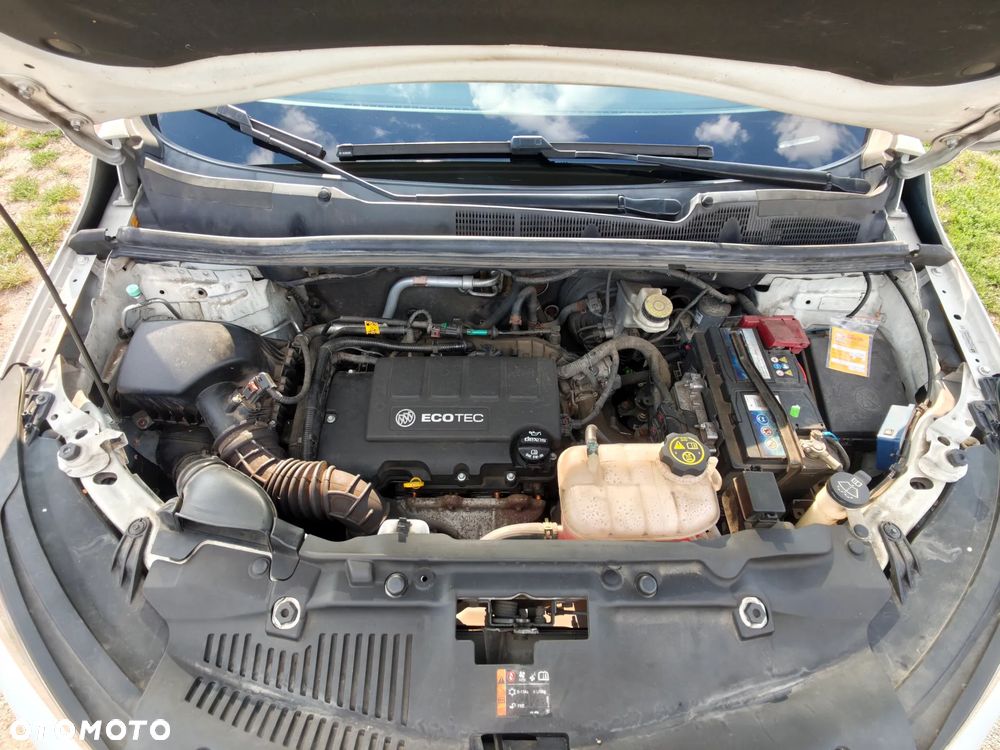 Buick Encore - 18