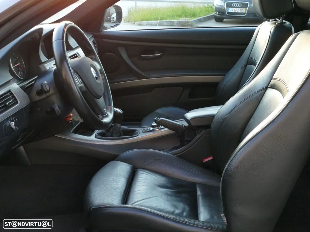 BMW 320 d Coupe - 24