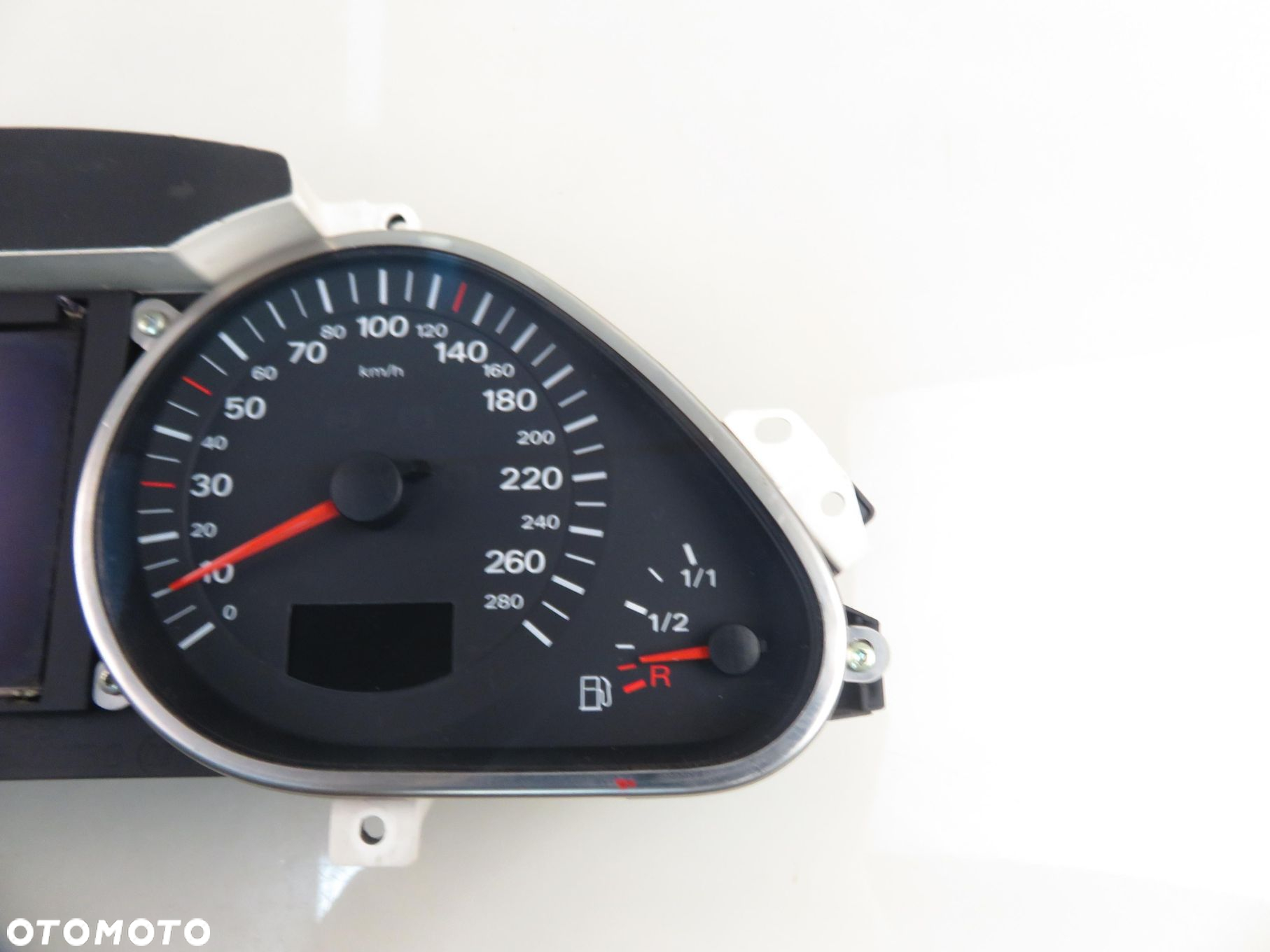 LICZNIK AUDI A6 (4F2, C6) 3.0 TDI  BMK 4F0920900S 4F0910900A 356TYS - 12