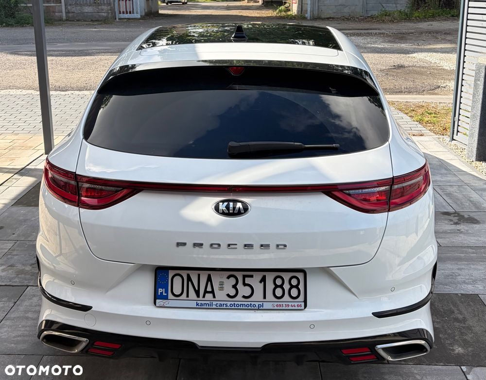 Kia ProCeed - 10