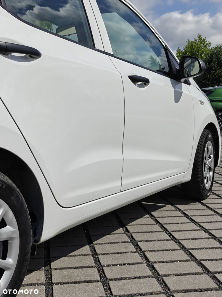 Hyundai i10 1.0 Premium - 16