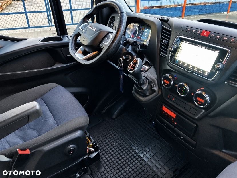 Iveco Daily 35 S18 + Przyczepa - 5