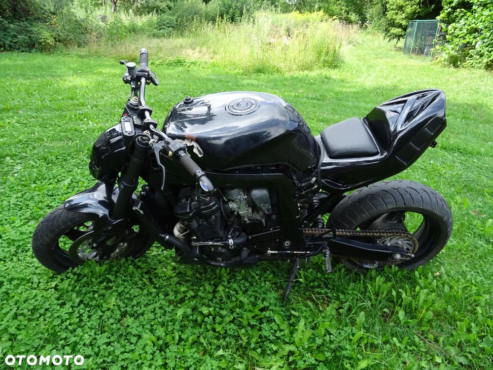 Suzuki GSX-R - 2