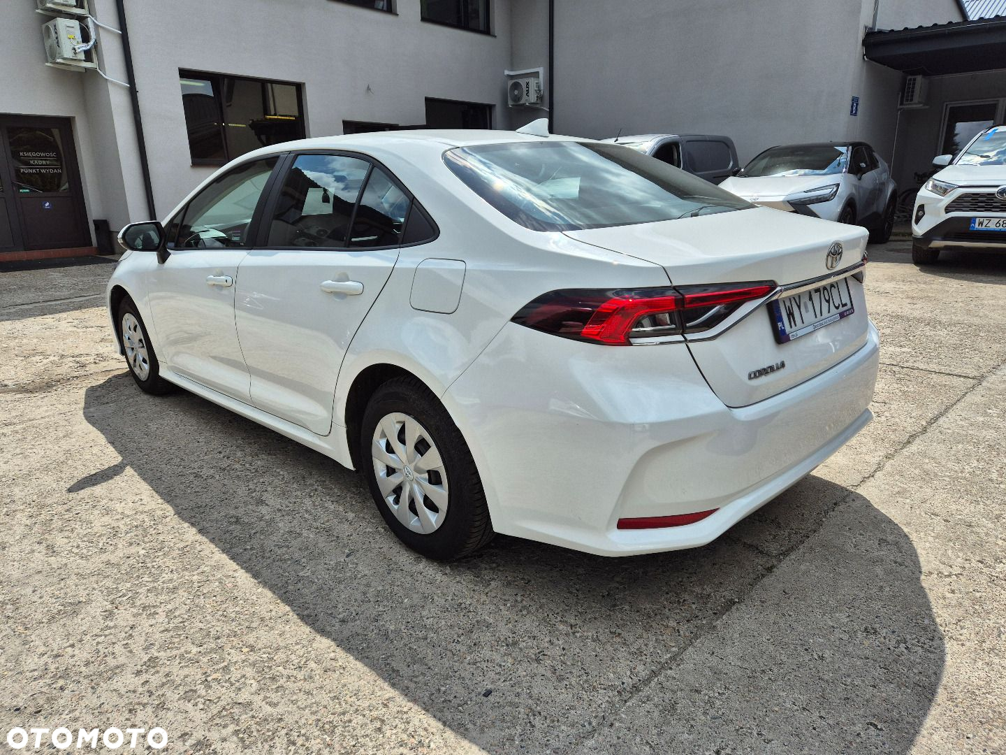 Toyota Corolla - 5