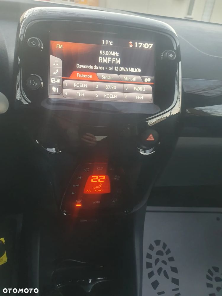 Peugeot 108 VTI 72 Top Allure - 14