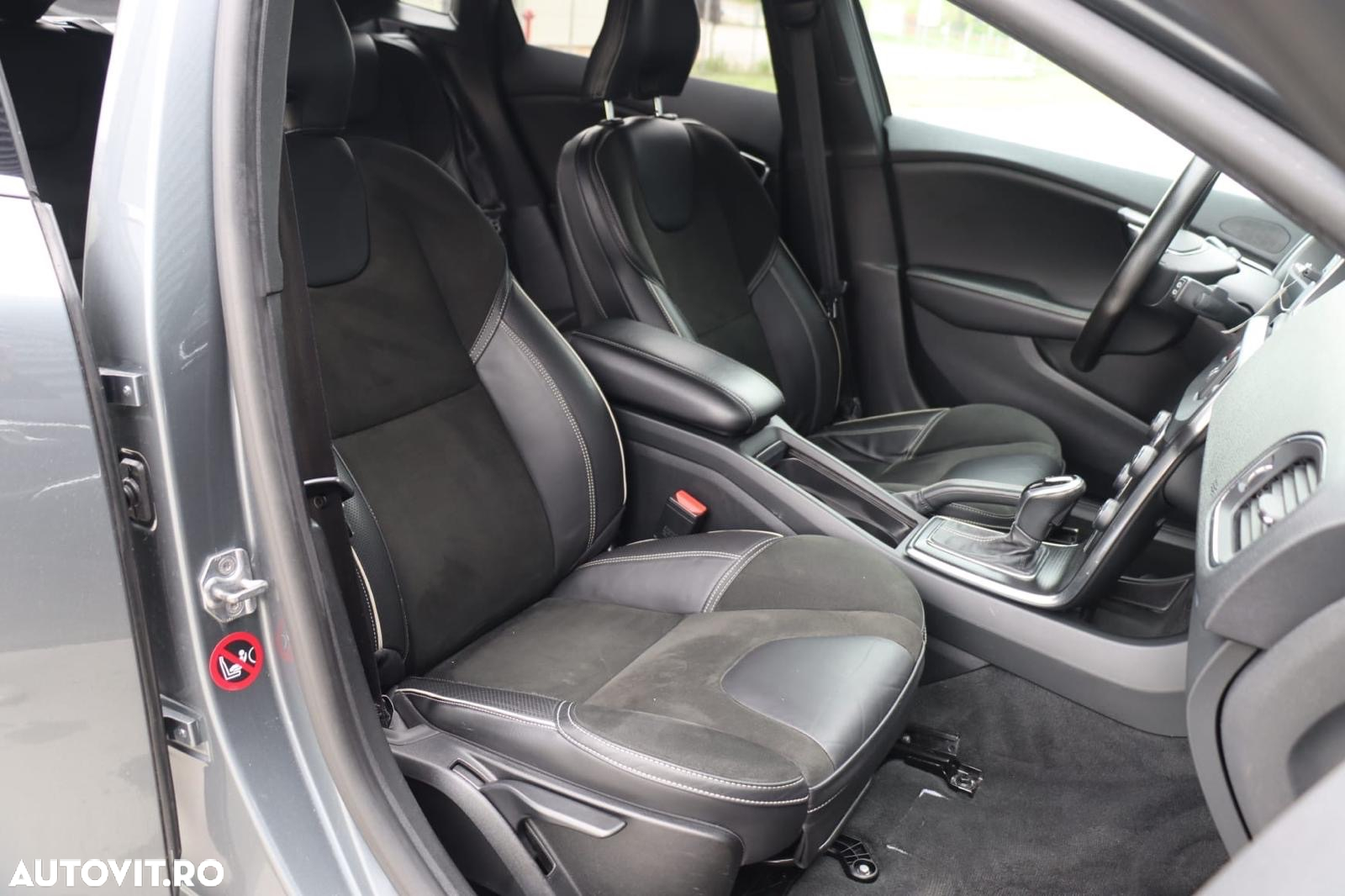 Volvo V40 D3 Geartronic RDesign - 16