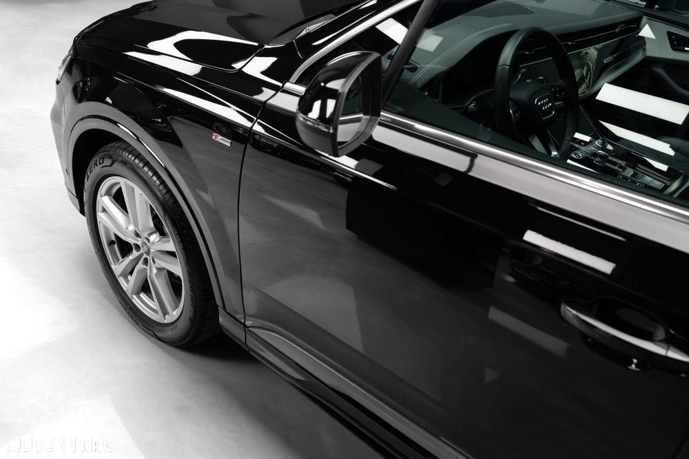 AUDI Q7 2022 — imagine 7
