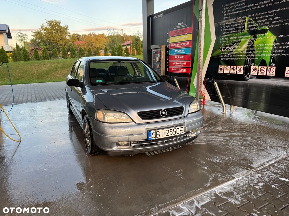Opel Astra 1.4 Start - 2