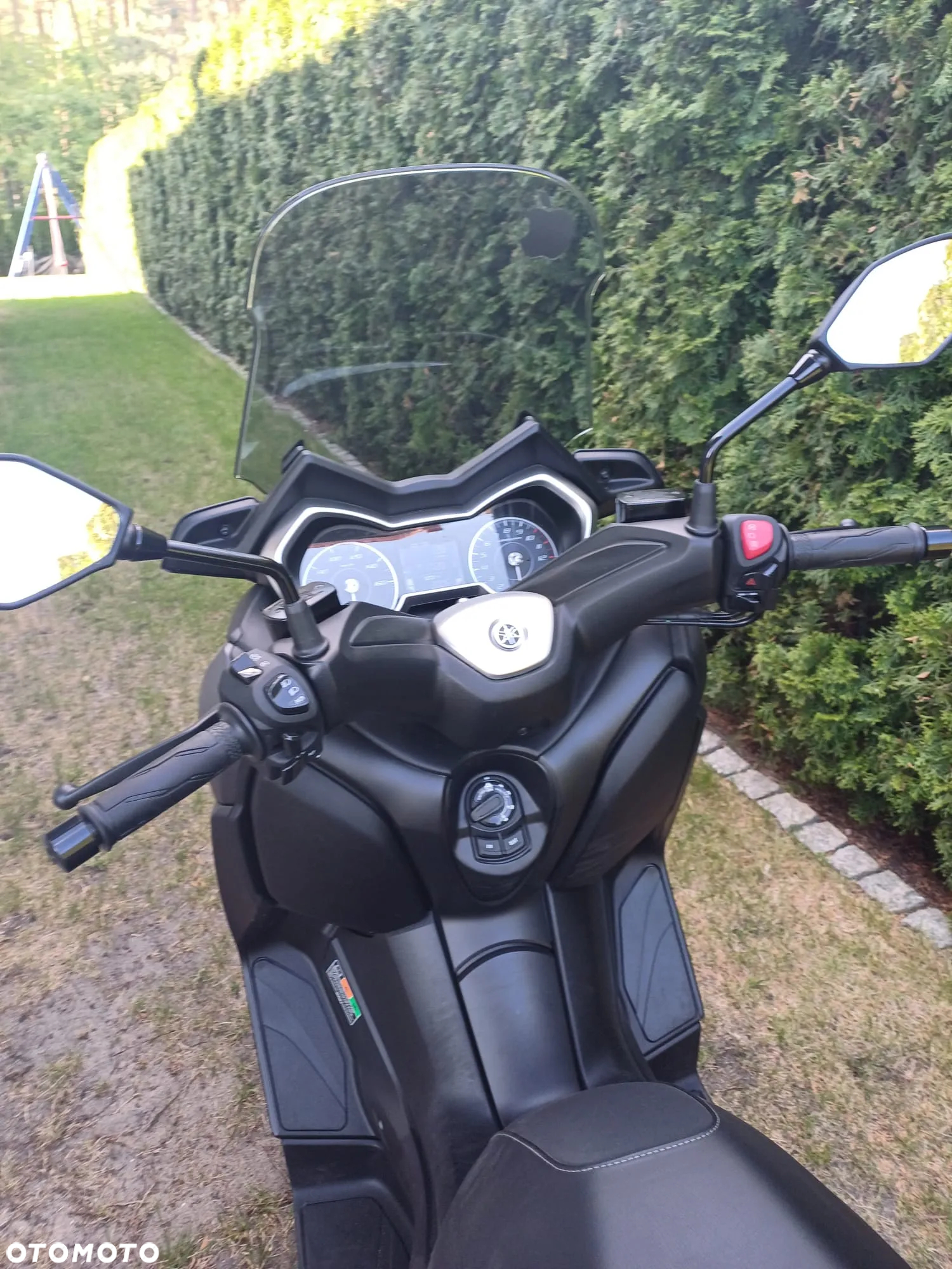 Yamaha X-max - 13