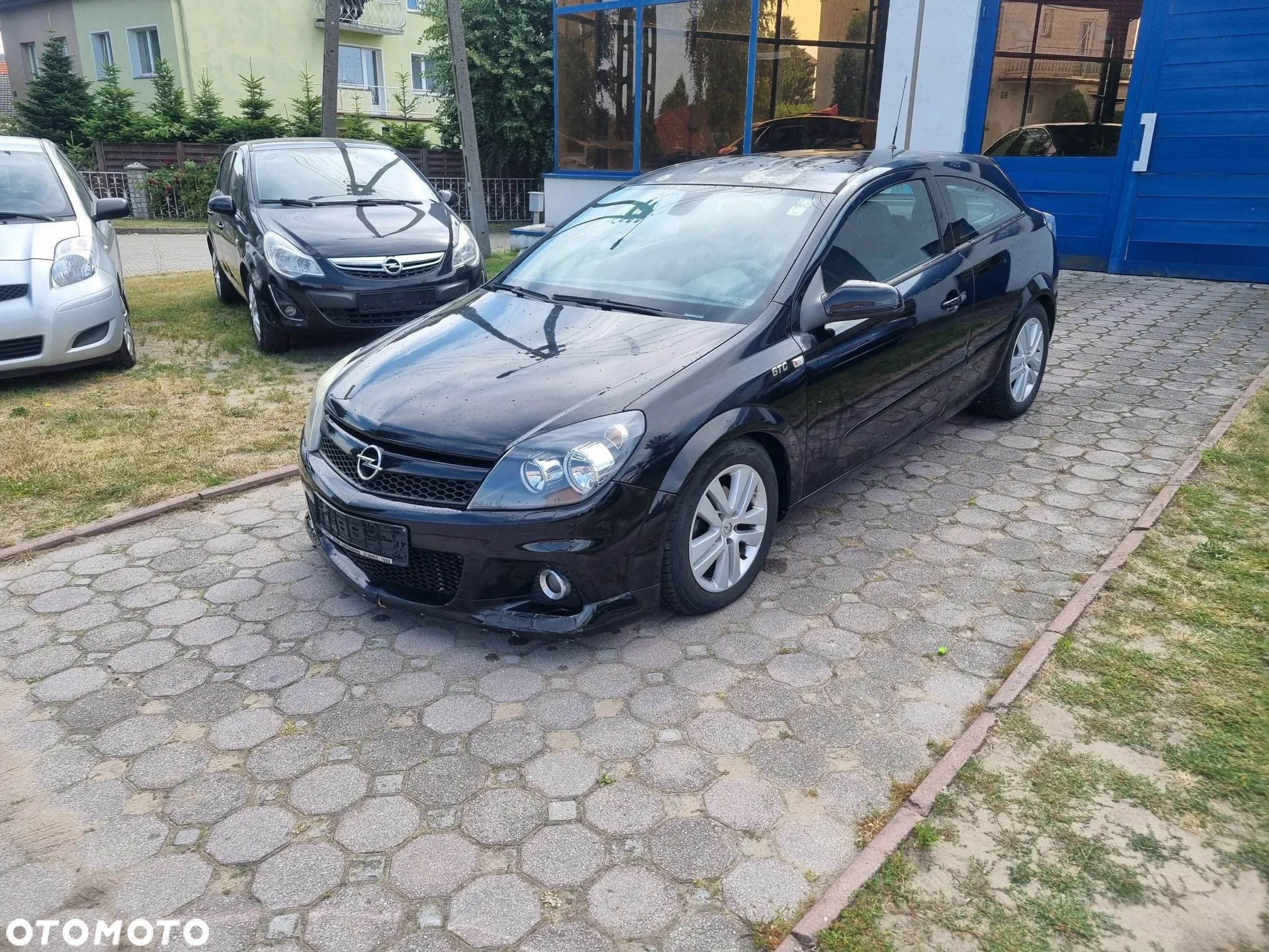 Opel Astra GTC 1.8 Edition - 1