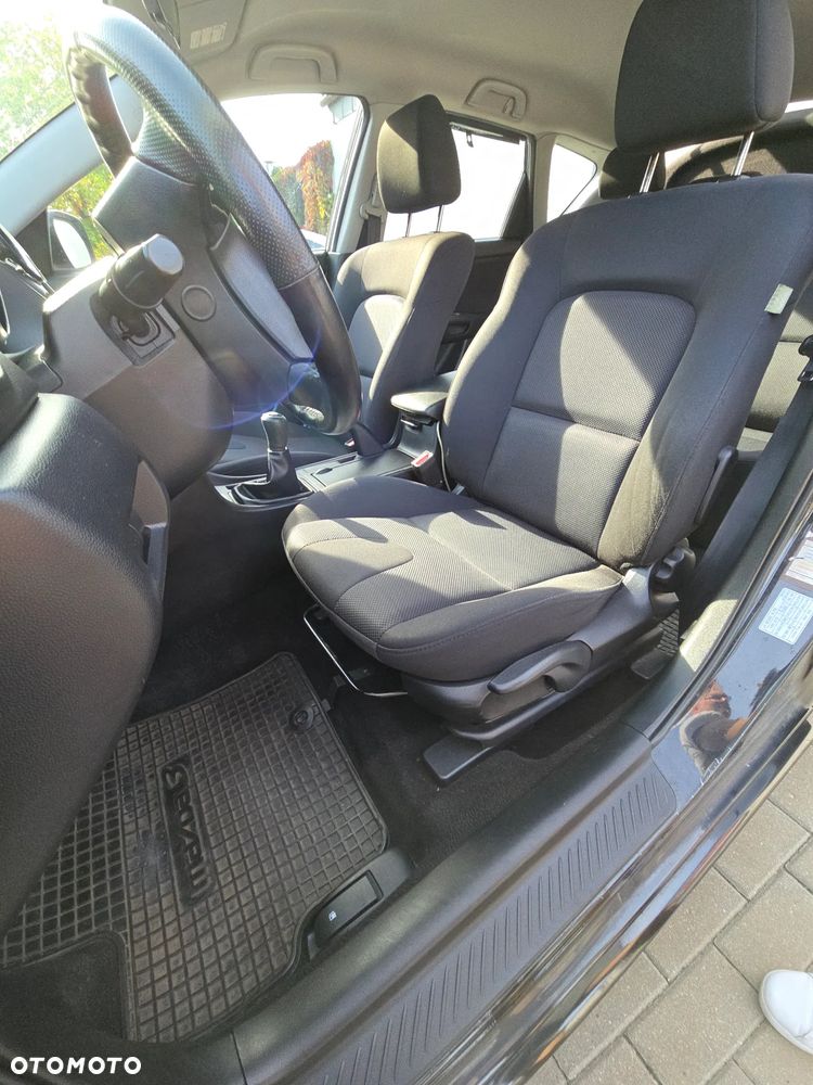 Mazda 3 - 12
