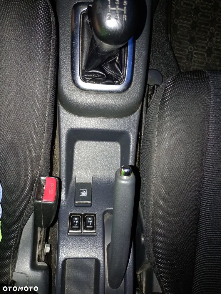 Suzuki Liana 1.6 Comfort - 14