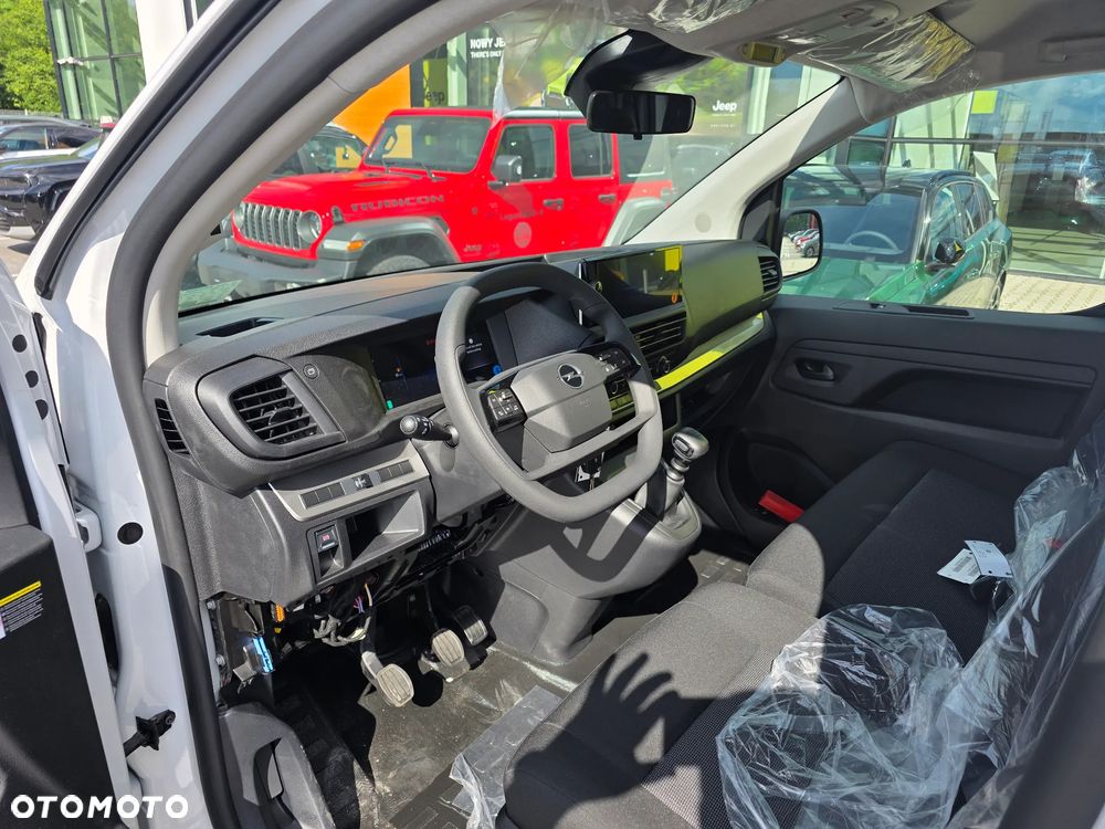 Opel Vivaro - 16