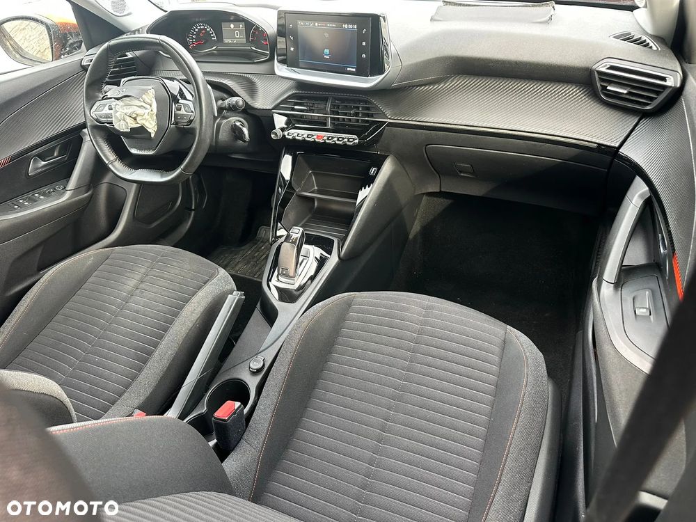 Peugeot 2008 PureTech 130 EAT8 Allure - 15