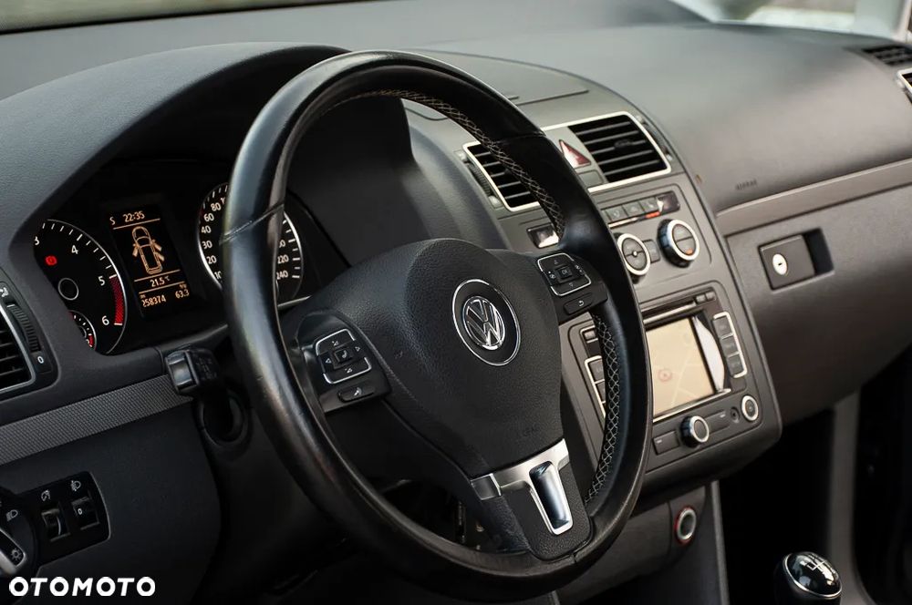 Volkswagen Touran 1.6 TDI DPF BlueMotion Technology MATCH - 37