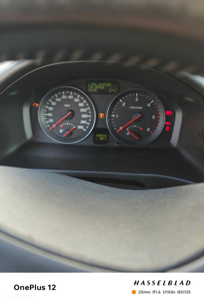 Volvo V50 1.6D DPF DRIVe - 11