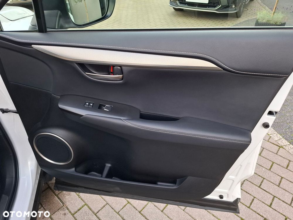 Lexus NX 300 GPF F Sport Edition AWD - 21