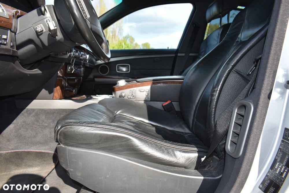 BMW Seria 7 - 15
