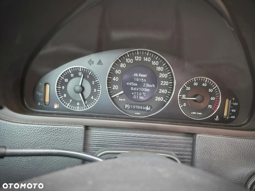 Mercedes-Benz CLK 320 Avantgarde - 28