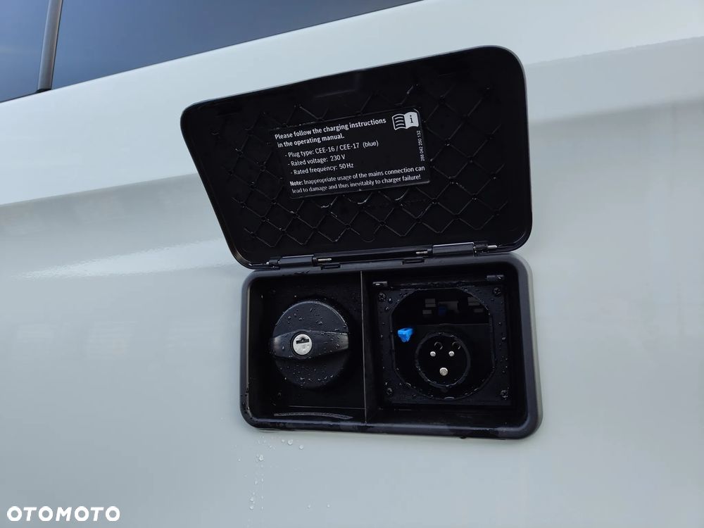 Mercedes-Benz Klasa V 300 d Exclusive 9G-Tronic (d³ugi) - 27