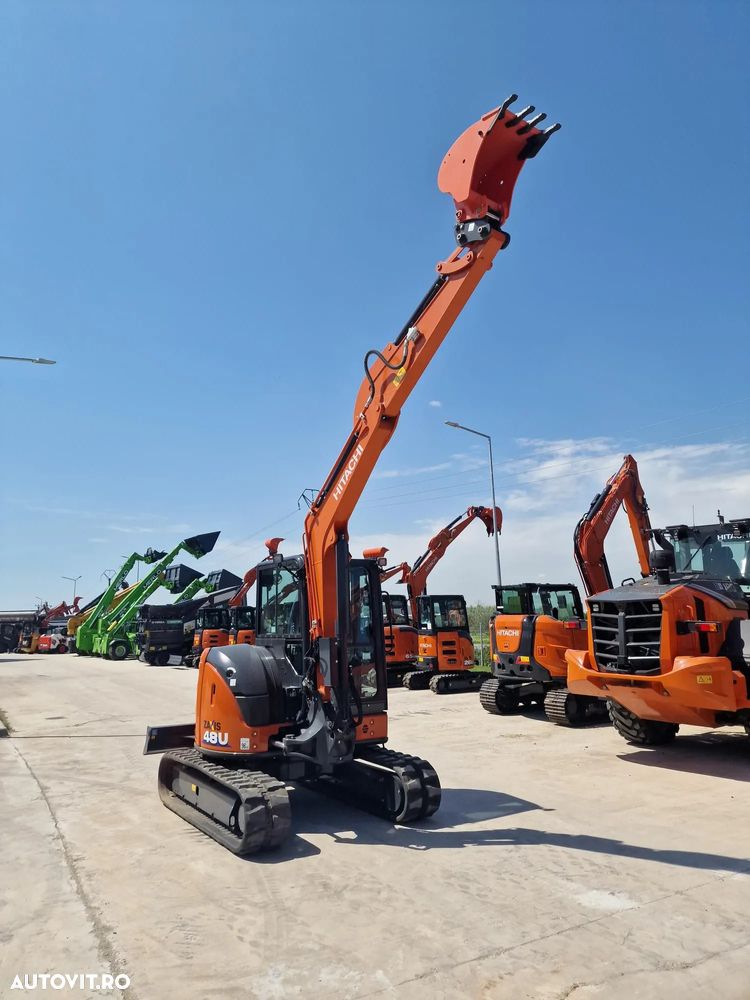 Hitachi ZX48, 5 tone, NOU, CUPLA RAPIDA+3 CUPE noi, Aer conditionat, Instalatia picon pe bratele de excavare, Computer de bord, produs in JAPONIA, posibilitate leasing 5 ani-PROMOTIE 54.500 EUR+Tva - 23