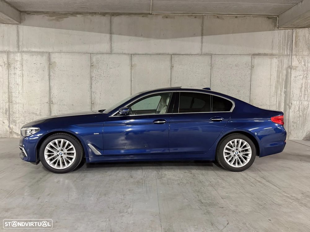 BMW 520 d Line Luxury Auto - 2