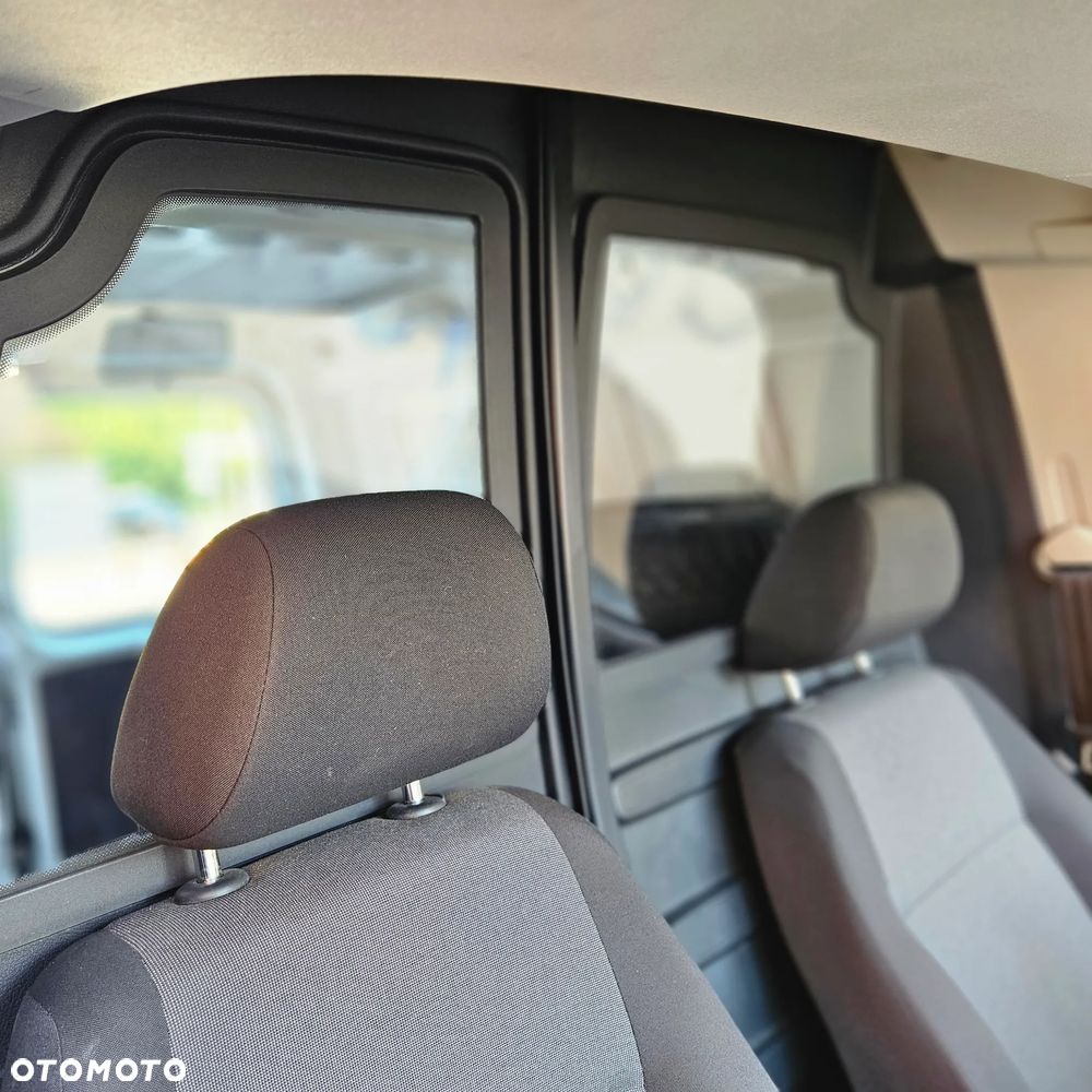 Volkswagen Caddy - 15