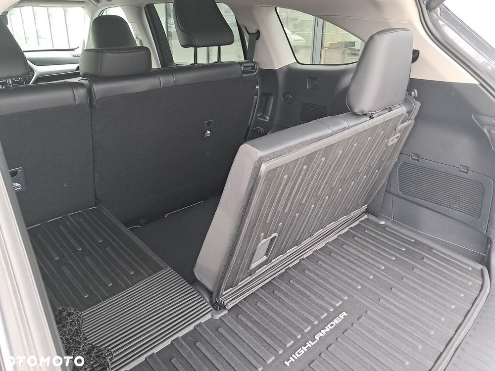 Toyota Highlander 2.5 Hybrid Executive - 13