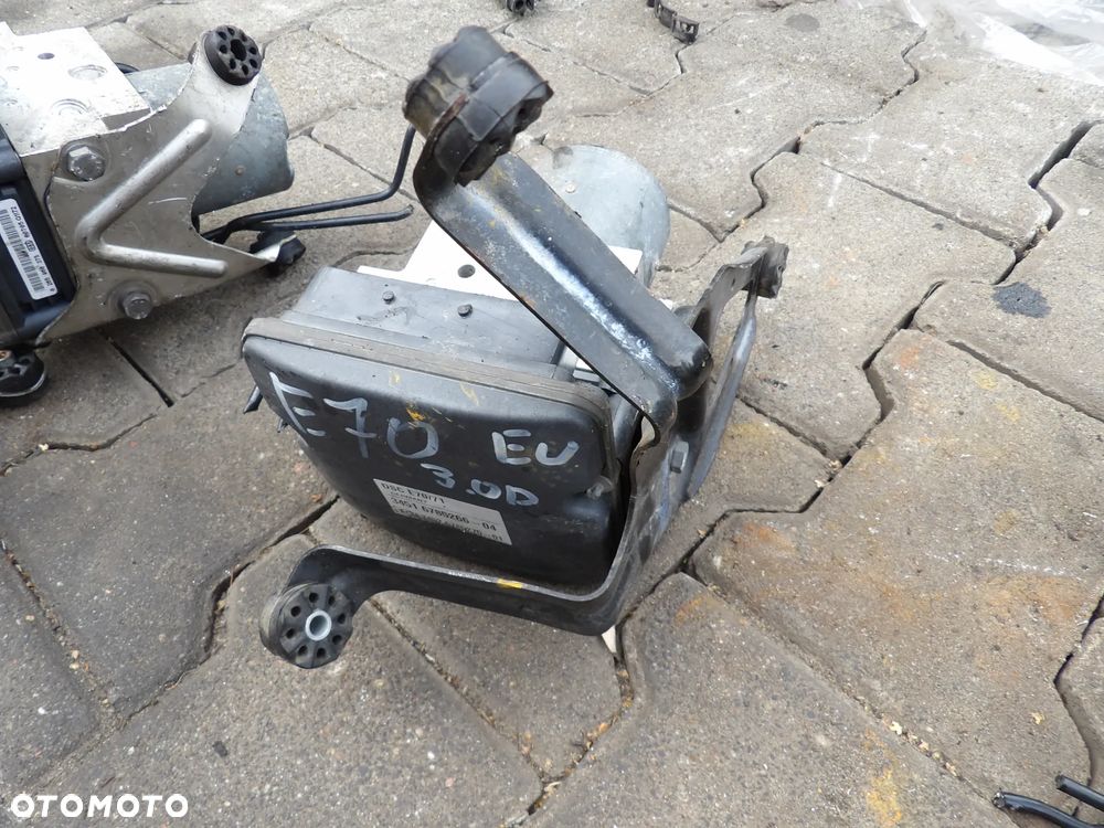 BMW - E70,X5 - POMPA HAMULCOWA ABS  - 6785266  6785270 - 1