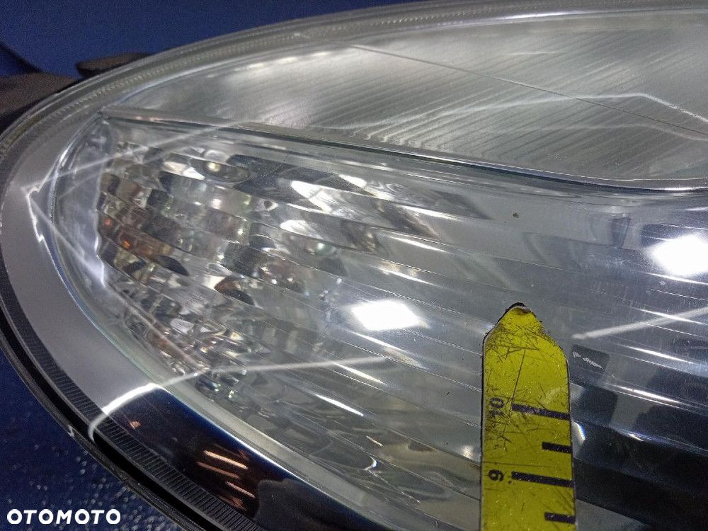 CITROEN XSARA PICASSO LIFT 04- REFLEKTOR PRAWY EU 9649557380 - 9
