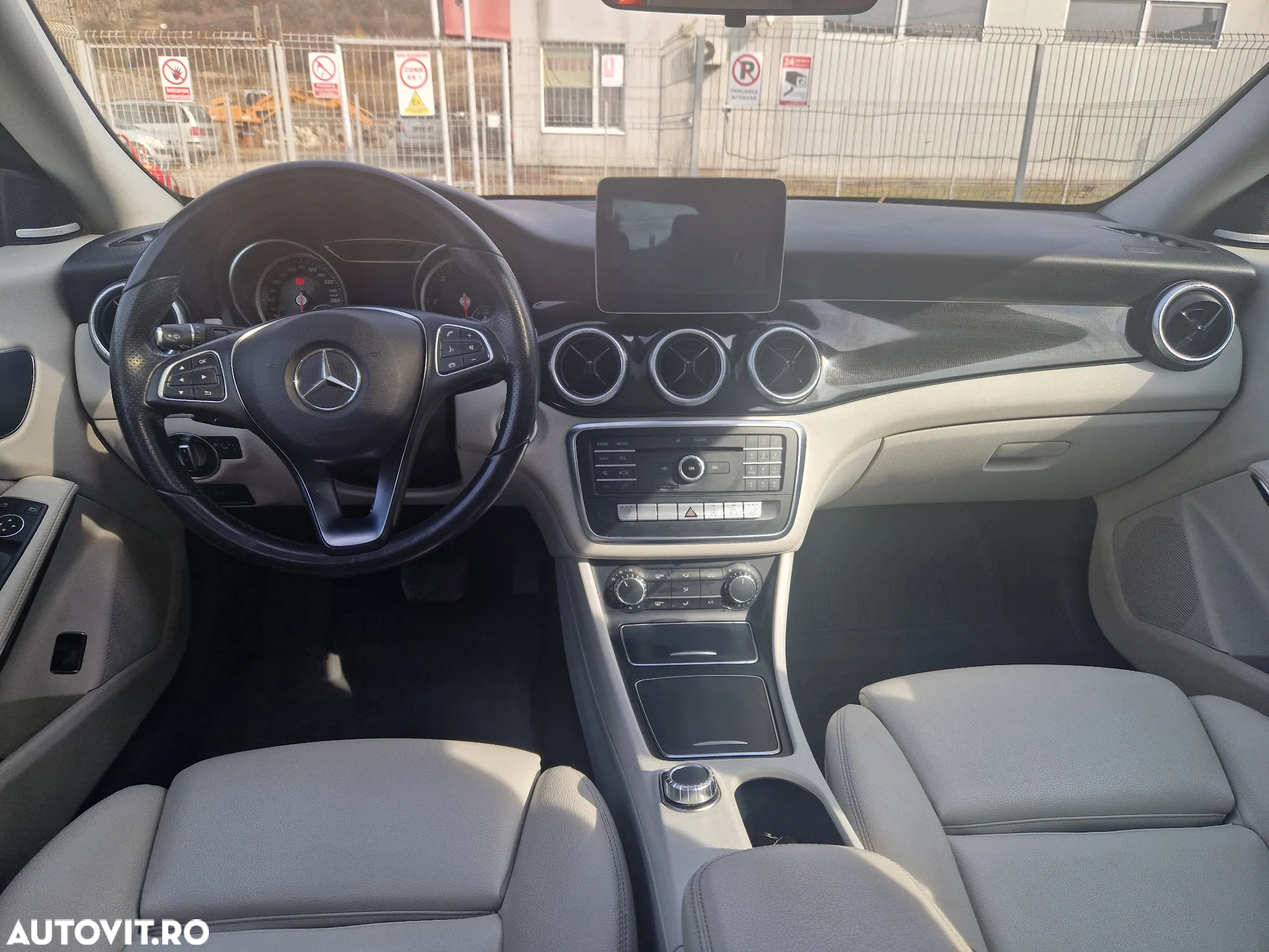 Mercedes-Benz CLA Shooting Brake 200 (CDI) d 4Matic 7G-DCT - 7