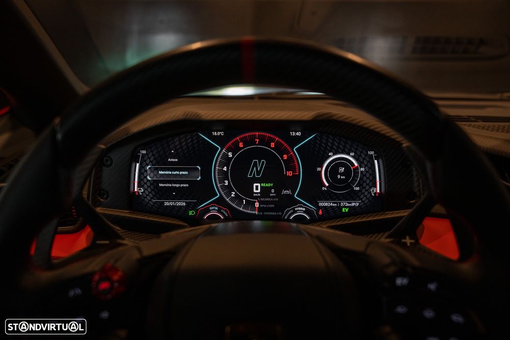 Lamborghini Revuelto 6.5 V12 - 30