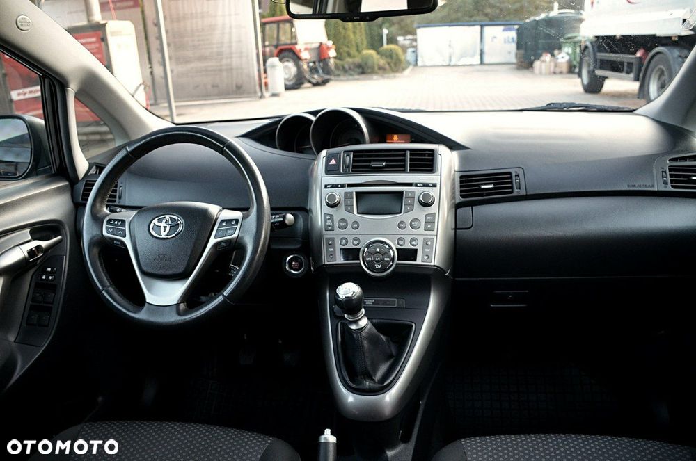 Toyota Verso - 17