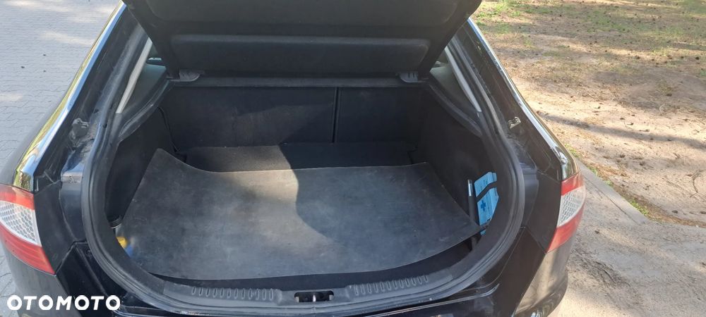 Ford Mondeo 1.8 TDCi Trend - 17