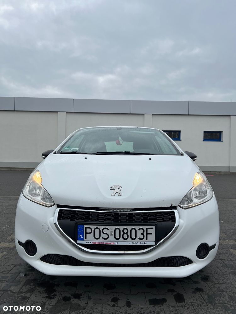 Peugeot 208 - 3
