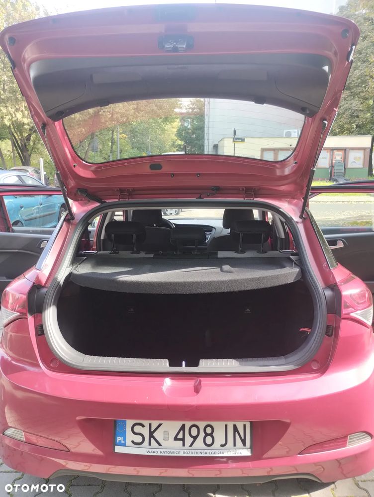Hyundai i20 - 8