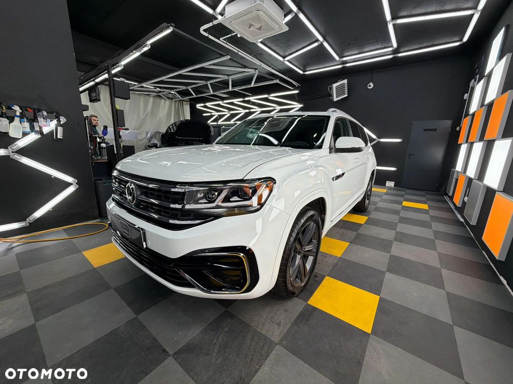 Volkswagen Atlas - 2