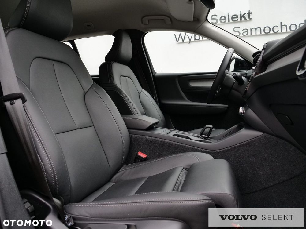 Volvo XC 40 - 26