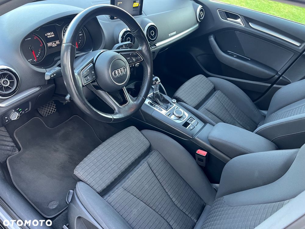 Audi A3 Sportback 1.6 TDI S tronic - 15