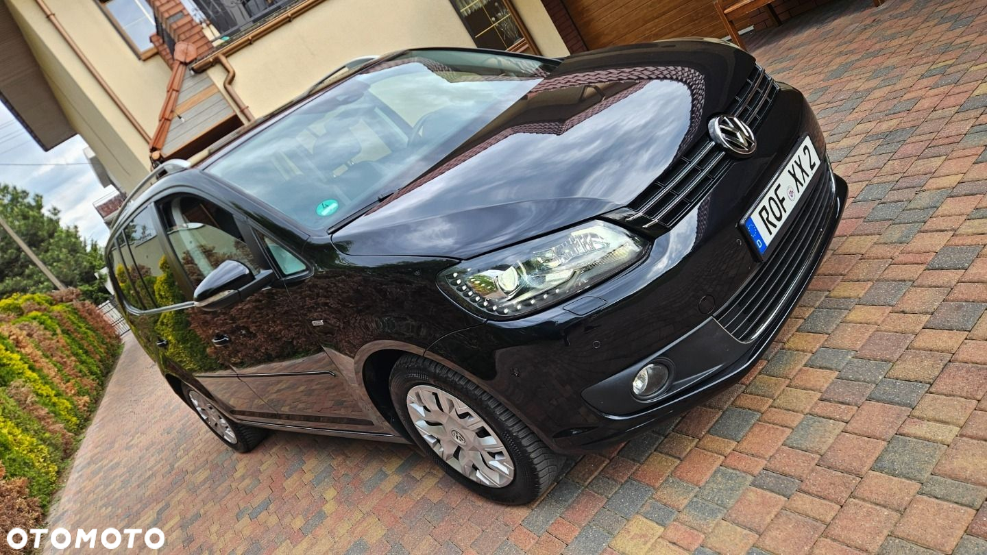 Volkswagen Touran - 10