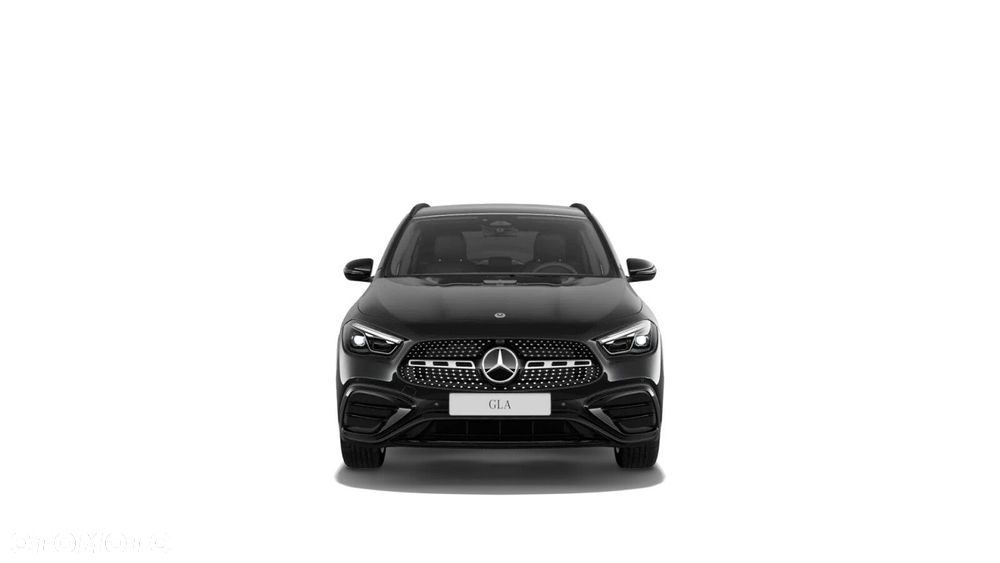 Mercedes-Benz GLA - 22