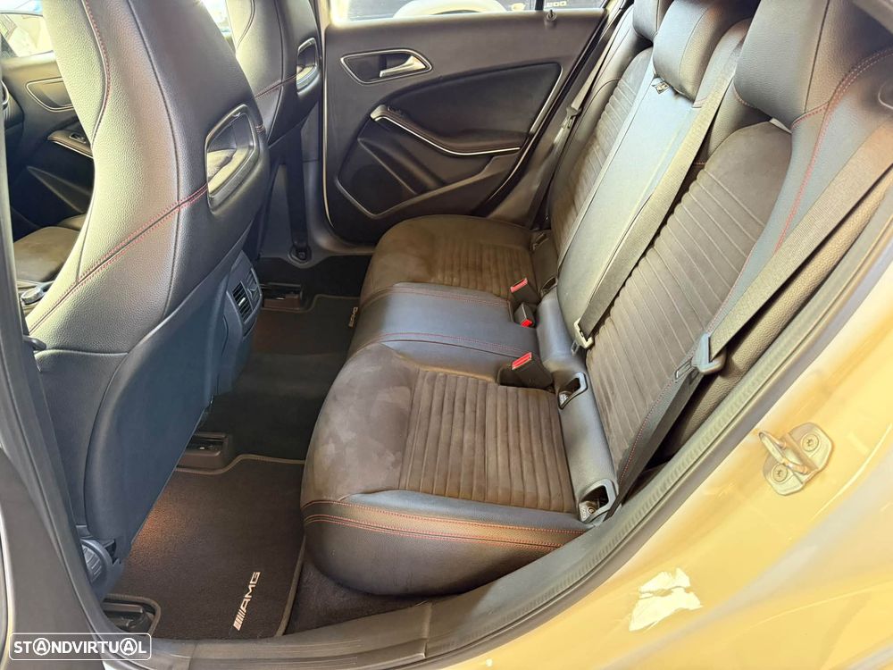 Mercedes-Benz A 160 CDI AMG Line - 13