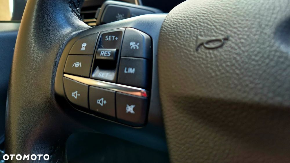 Ford Kuga 2.0 EcoBlue 4x4 TITANIUM X - 27